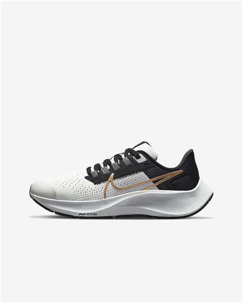 nike air zoom pegasus 38 zwart|air zoom pegasus 38 reviews.